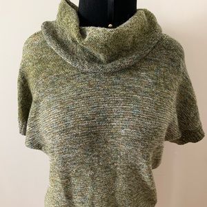 Dressbarn Green Short Sleeve Cowl Neck Sweater